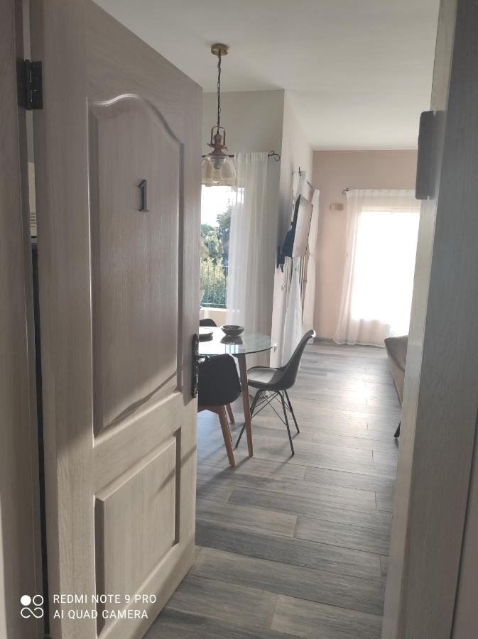 Bar Suite 키부츠에인게디 외부 사진